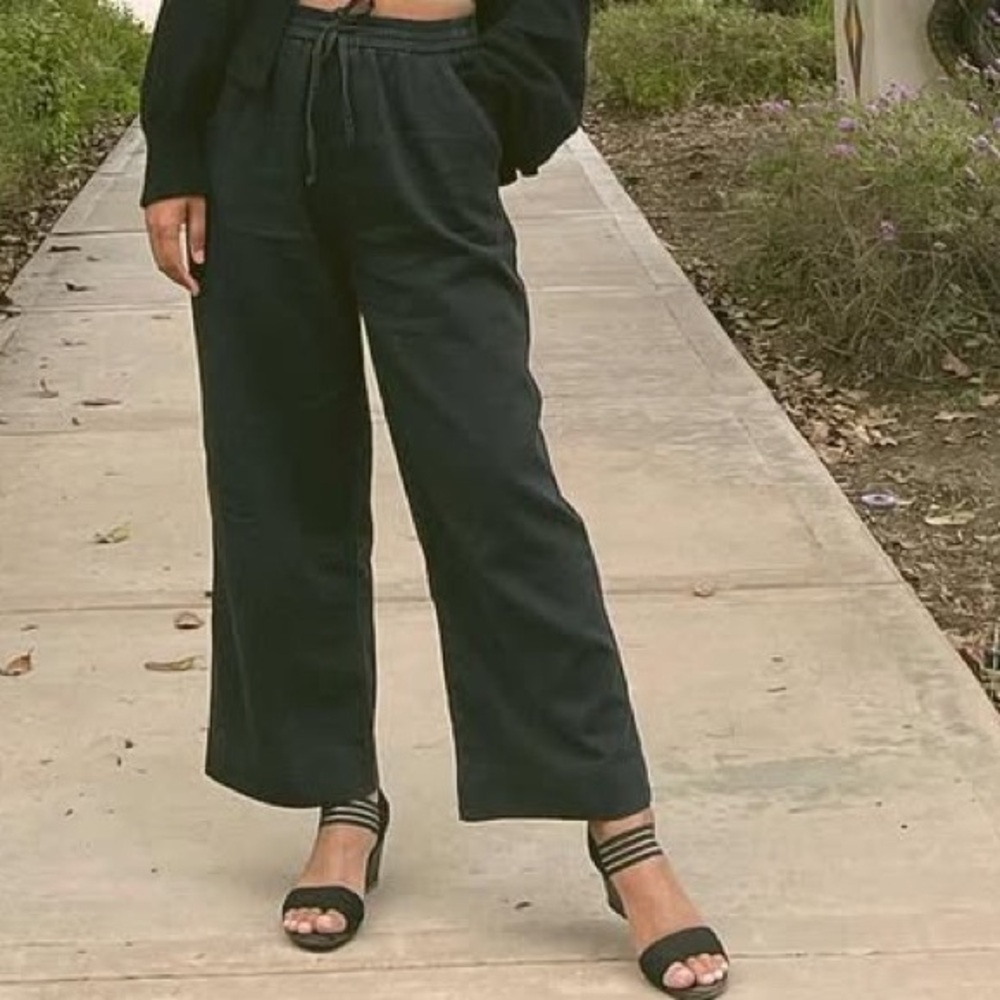 Women's Black Wedge sandal